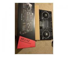 Pioneer DJ XDJ-RX3, Pioneer XDJ XZ